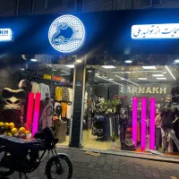 350متر-مغازه-براصلی-خ-پیروزی-باموقعیت-و-پاخورمناسب