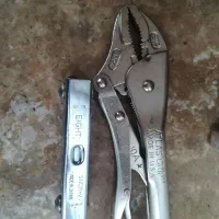 آچار آلن اصل ژاپن. و انبر قفلی اصل آمریکایی|ابزارآلات|بندر انزلی, بشمن|دیوار