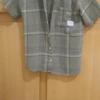 تعدادی لباس نو بچگانه