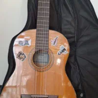 گیتار یاماها c70