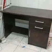 میز تحریر با کشو