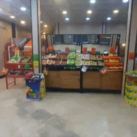 فروش وسایل میوه فروشی و ترازو|فروشگاه و مغازه|قم, شهدا|دیوار