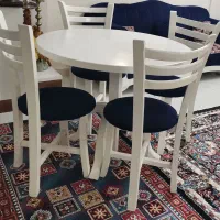 میز غذا(ناهارخوری) همراه شیشه روی میز