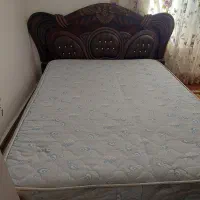 تخت وتشک