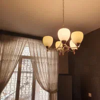 ۲تا لوستر با۲ تا دیوار کوب جمعا ۴ میلیون