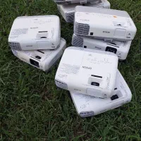 فروش تخصصی انواع ویدئوپروژکتور استوک