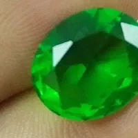سنگ جواهر ۷۵۰هزاردلاری برای تاجران وسرمایه گزاران