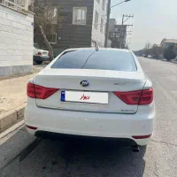 لیفان۸۲۰|خودرو سواری و وانت|اراک, |دیوار