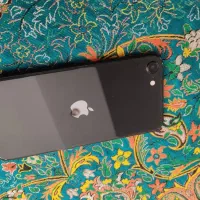 آیفون se تر تمیز بدون خطو خش