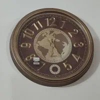 ساعت دیواری بزرگ رنگ طلایی