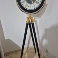 ساعت ایستاده