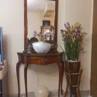 اینه وکنسول تمام چوب درحد نو|بوفه، ویترین، کنسول|تهران, خواجه نظام الملک|دیوار