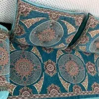 شاه نشین سنتی و مدرن