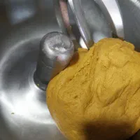 کشتا نان رشته خشکار|خوردنی و آشامیدنی|رشت, پاستوریزه|دیوار