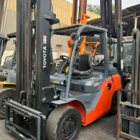 لیفتراک TOYOTA سه نیم تن 8F|خودرو سنگین|کهریزک, |دیوار