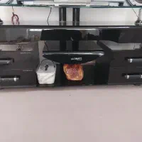 میز تلویزیون شیشه ای