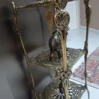 میز برنزی