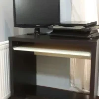 میز کامپیوتر IKEA. قابل باز و بسته کردن|قطعات و لوازم جانبی رایانه|پرند, فاز ۰|دیوار