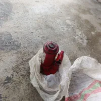 فروش دو عدد جک روغنی ماشین