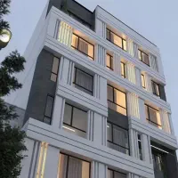 ۹۱ متر نوساز /فول امکانات/غرق نور/لاکچری