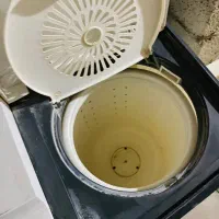 کهنه شویی در حد نو بدون ایراد.قیمت ۵ملیون تومان|ماشین لباسشویی و خشک‌کن لباس|سردشت, |دیوار
