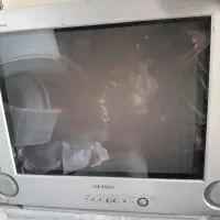 دو عدد تلوزیون قدیمی سامسونگ