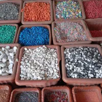 سنگ های رنگارنگ زیبا