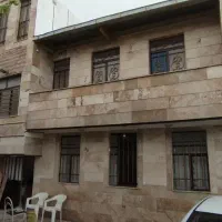 ملک2طبقه در داخل روستا قره بنیاد