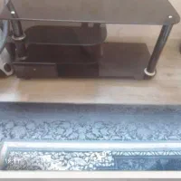 میز تلویزیون شیشه ای