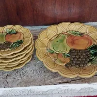 بشقاب بزرگ و شش زیر دستی