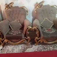 یک دست مبلمان هفت نفره همراه با میز نهار خوری