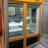 یچخال سرپایی ایستاده ۴ درب