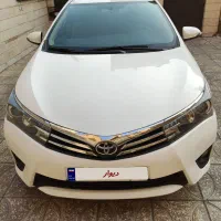 تویوتا کورولا ۲۰۱۵