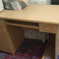 میز کار و تحریر جهت