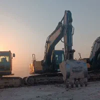 اجاره۵عدد بیل میکانیکی ۲۲۰و۲۱۵