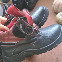 فروش کفش کار اورجینال نو ۴۱.۴۲.۴۳.۴۴.۴۵|کیف، کفش، کمربند|سیمین شهر, |دیوار
