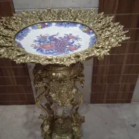کنار سالنی میوه خوری برنجی برنز بابشقاب چینی قدیمی|ظروف سرو و پذیرایی|تهران, دریاچه شهدای خلیج فارس|دیوار