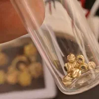 طلا و جواهرات