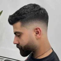 نیازمندبه چندشاگرد جهت کار در ارایشگاه مردانه