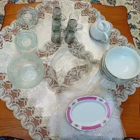 کاسه بشقاب و دیس و قوری