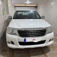 تویوتا هایلوکس