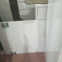 ویترین مخصوص موبایل و لباس.و یک عدد میز تعمیر|فروشگاه و مغازه|خان ببین, |دیوار