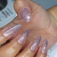 کاشت و ترمیم ناخن|خدمات آرایشگری و زیبایی|اصفهان, مسجد مصلی|دیوار