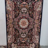 یک جفت پشتی در حد نو به فروش می رسد