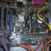 کیس و مانیتور کیس نیاز به تعمیر جزعی