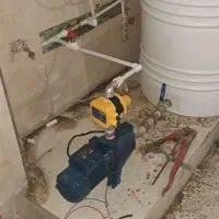 لوله کشی  و نصب آبگرمکن و پمپ اب و غیره