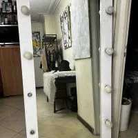 آیینه چراغدار و سفارش تابلو نقاشی دکوراتیو مدرن