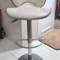 دو عدد صندلی چرمی