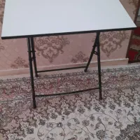 میز تحریر در حد نو