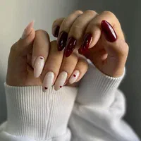 کاشت ناخن و آموزش|خدمات آرایشگری و زیبایی|قم, زنبیل آباد|دیوار